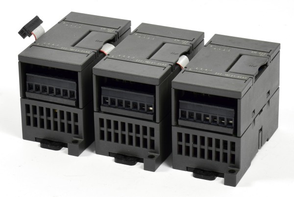 3x Siemens Simatic S7-200 Digital OUT,6ES7 222-1BF21-0XA0,6ES7222-1BF21-0XA0