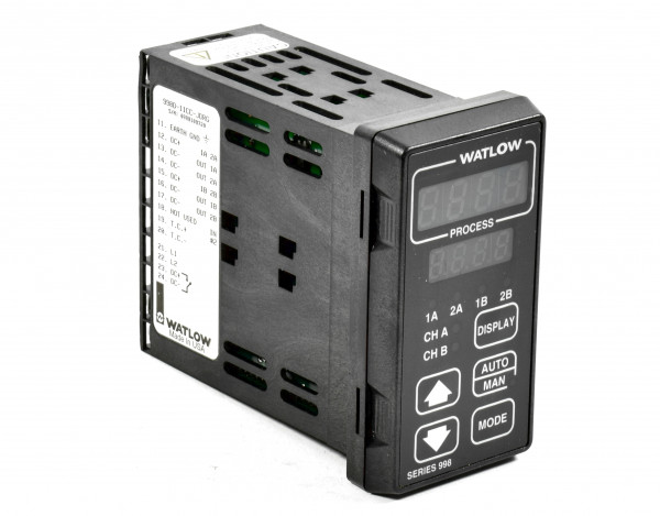 Watlow Temperature Controller Series 998,998D-11CC-JDRG