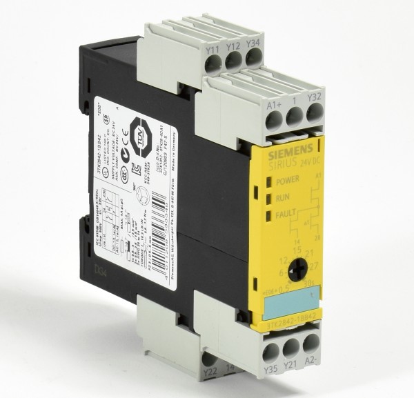 Siemens Sirius Sicherheitsschaltgerät, 3TK2842-1BB42, 3TK2 842-1BB42