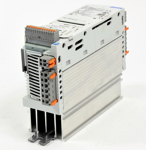 Lenze 8200 Vector + Funktionsmodul,Type: E82EV551_2C, 13435850 + 13140246