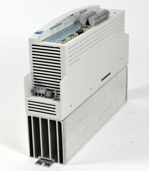 Lenze Servoumrichter, EVS9321-ES, 33.9321SE.8G.81, ID: 13325133