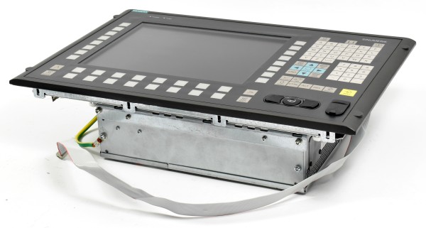 Siemens Sinumerik 840D Panel + PCU, 6FC5210-0DF52-2AA0 + 6FC5203-0AF02-0AA1