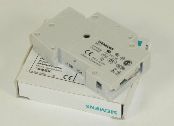 Siemens Leistungsschutzschalter C4,5SX2 104-7