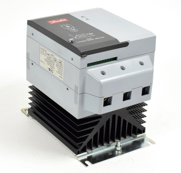 Danfoss Compact Starter MCD201, MCD201-055-T4-CV3, 175G172
