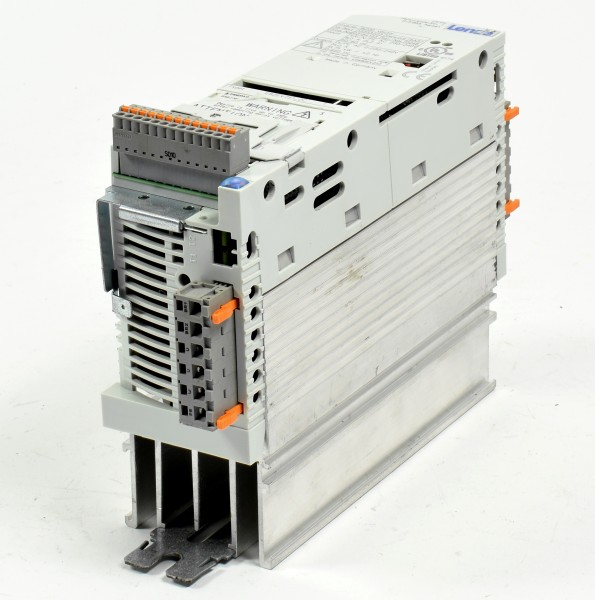 Lenze 8200 Vector + Funktionsmodul,Type: E82EV751_2C, 13333223 + 13140246