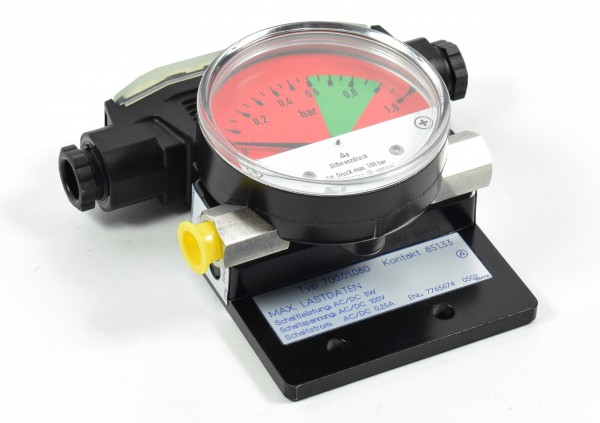 WIKA/Bosch Differenzdruckmanometer,700.01.080,C 821 002 090 284